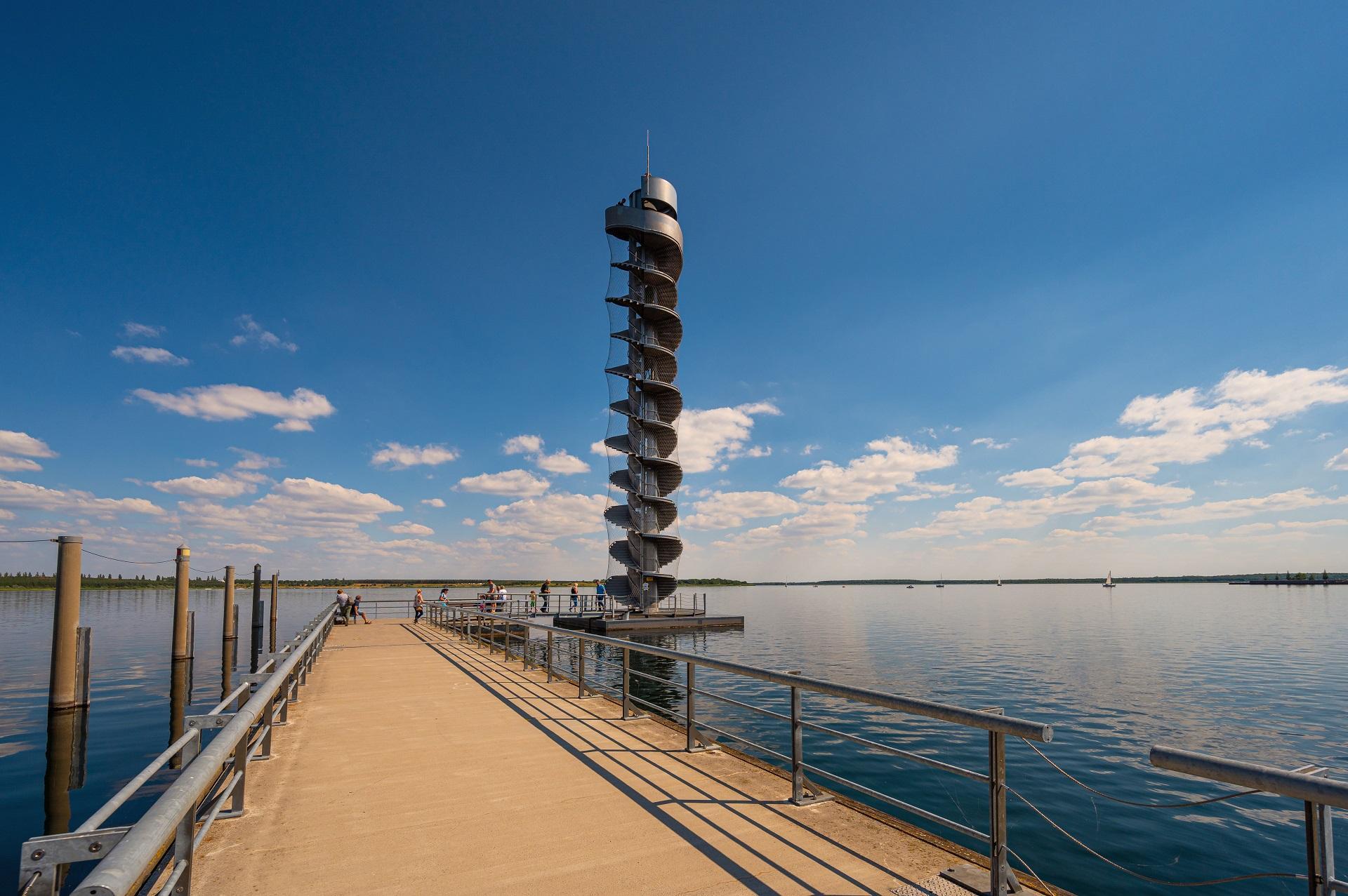 Water level tower at the Goitzsche