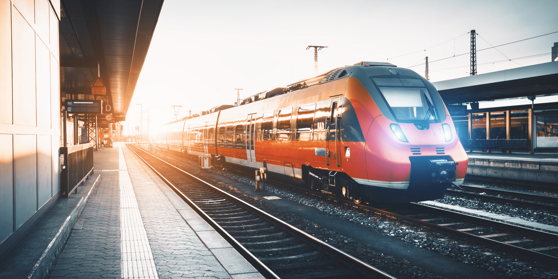 Zug im Bahnhof