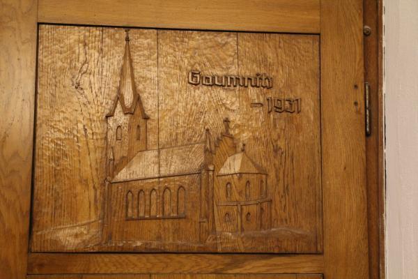 Gedenktafel für das verschwundene Dorf Gaumnitz in der Kirche St. Peter